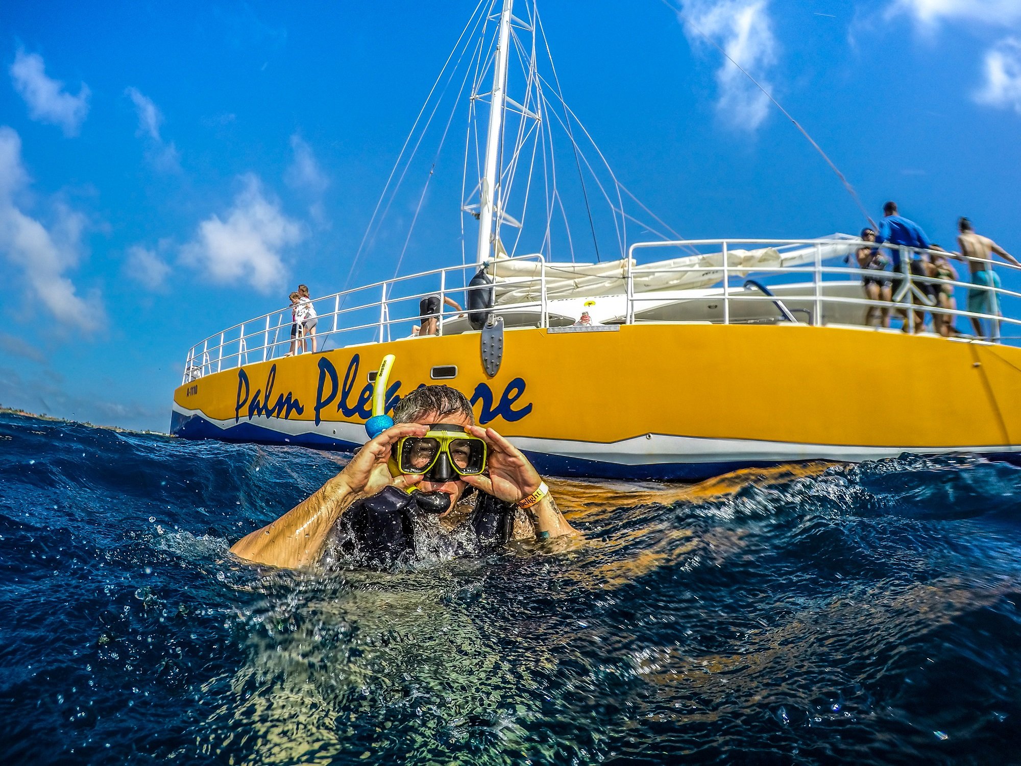 Aruba: Boat Trip with Snorkeling and Open Bar