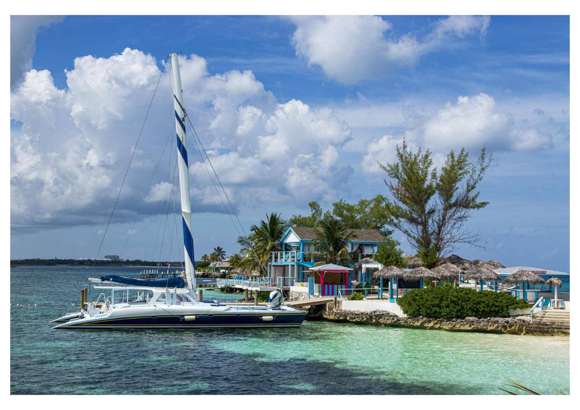 Bahamas: Swimming Pigs & Snorkeling Cruise with Lunch & Rum