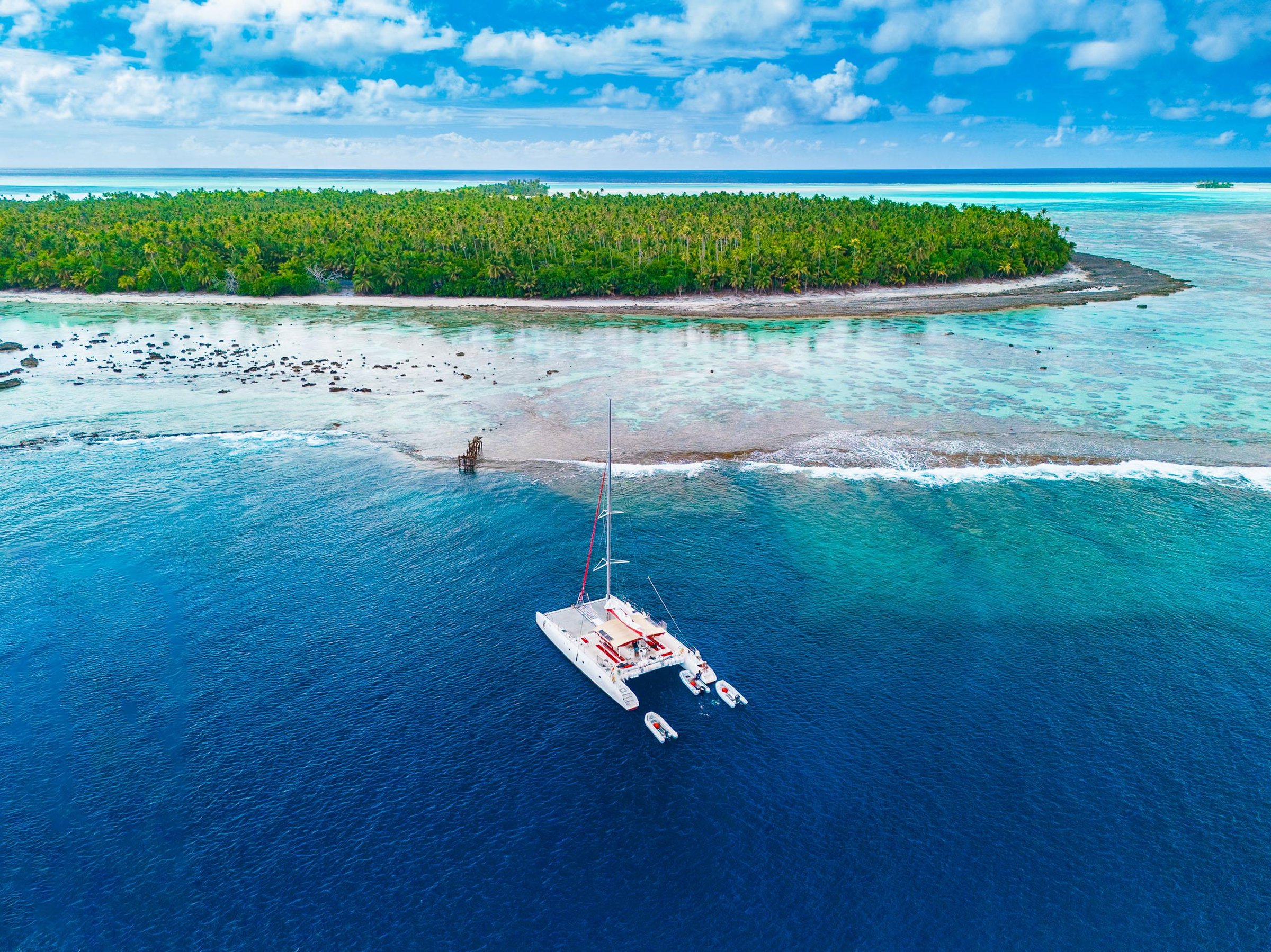 From Tahiti: Tetiaroa Island Tour by Sailing Catamaran