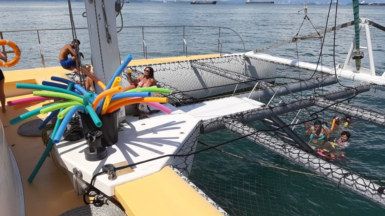 Panama City: All-Inclusive Catamaran Cruise to Taboga Island