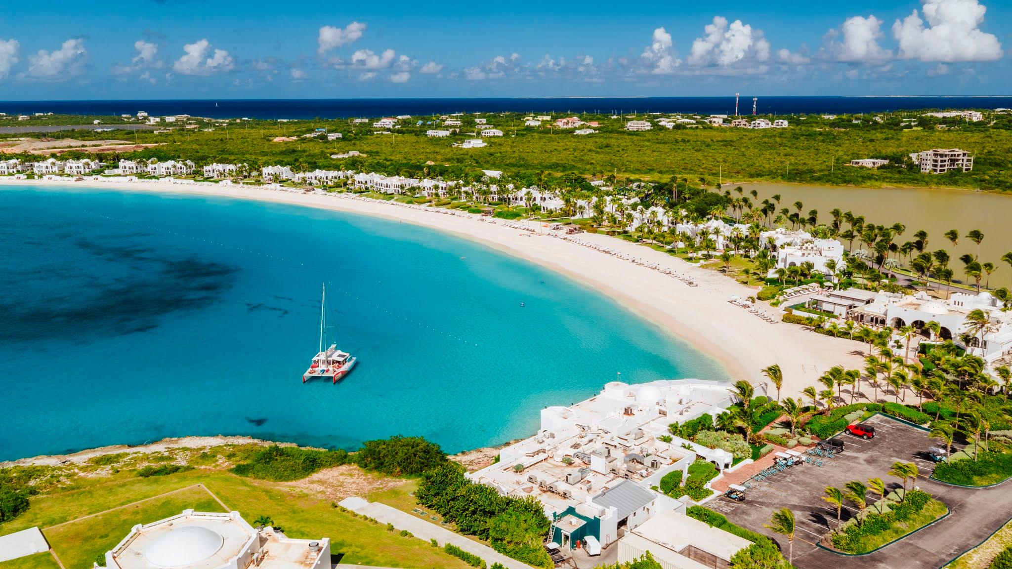 St. Martin: Anguilla South Full-Day Catamaran Cruise