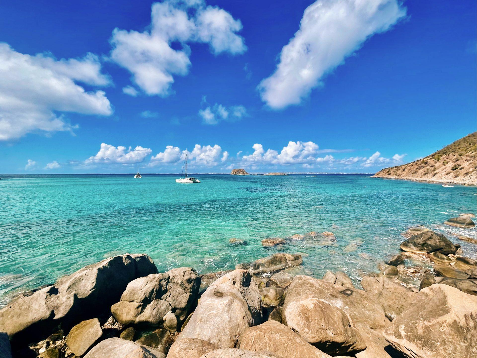St. Martin: Catamaran Snorkel Cruise with Open Bar and Lunch